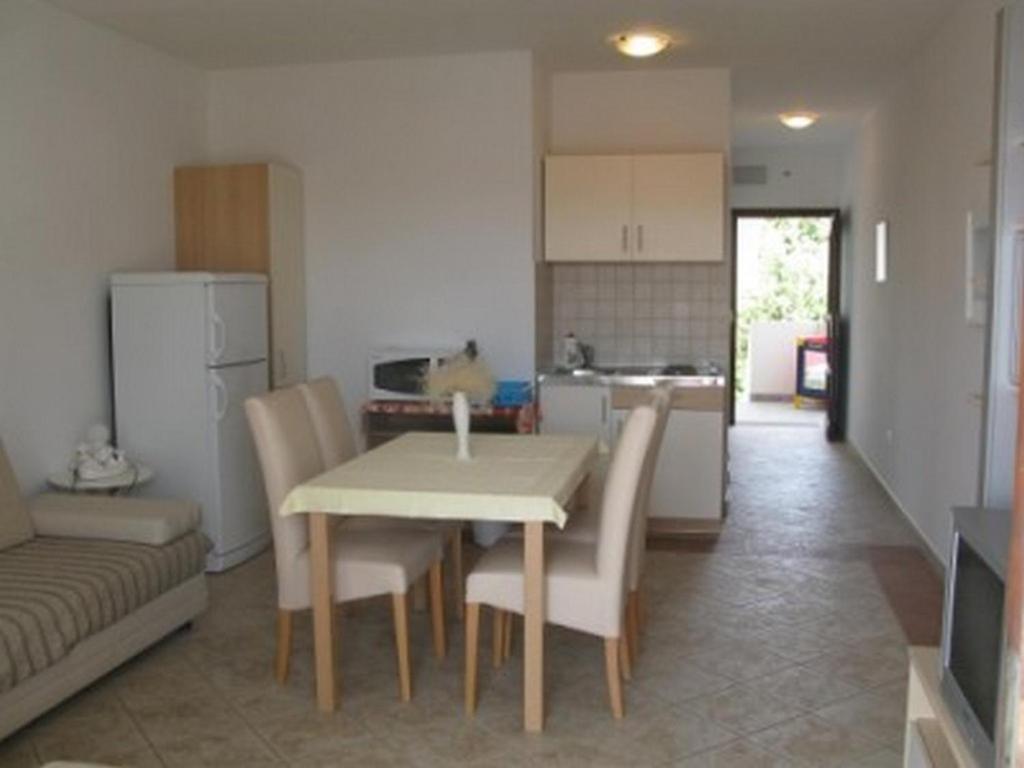 Apartments With A Parking Space Barbat, Rab - 16816 Barbat na Rabu Esterno foto